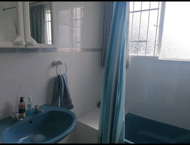 1 BEDROOM PROPERTY TO RENT IN BOTHAS HILL